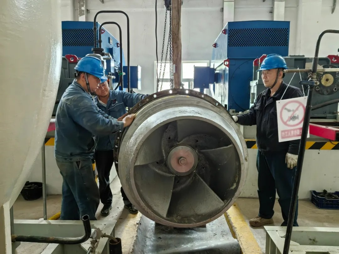 1746438042539501yGJ6.jpg 009a9c4a8e1765cd0538735f88e02a9.jpg